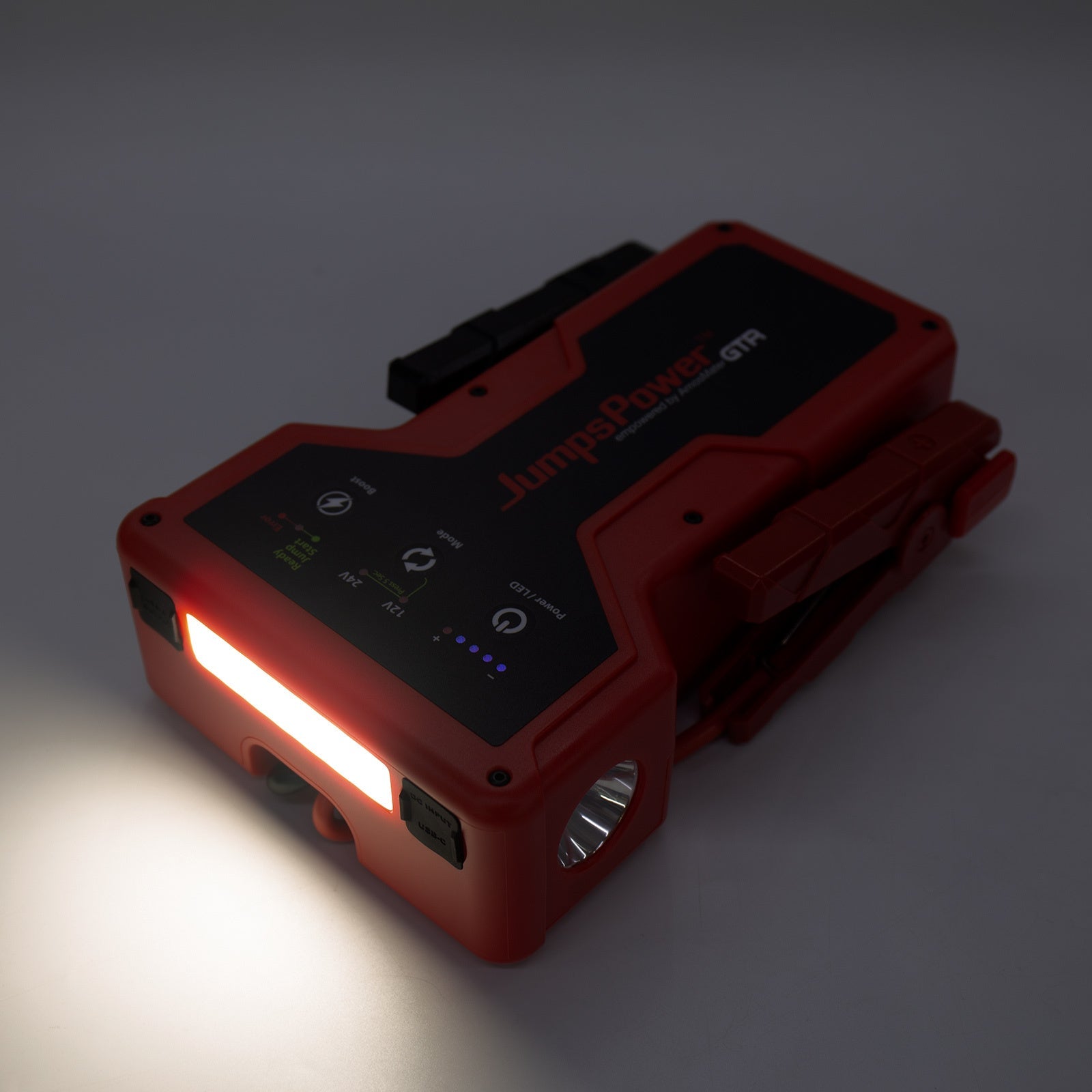 JumpsPower GTR 4000A Jump Starter & Power Bank — photo 3