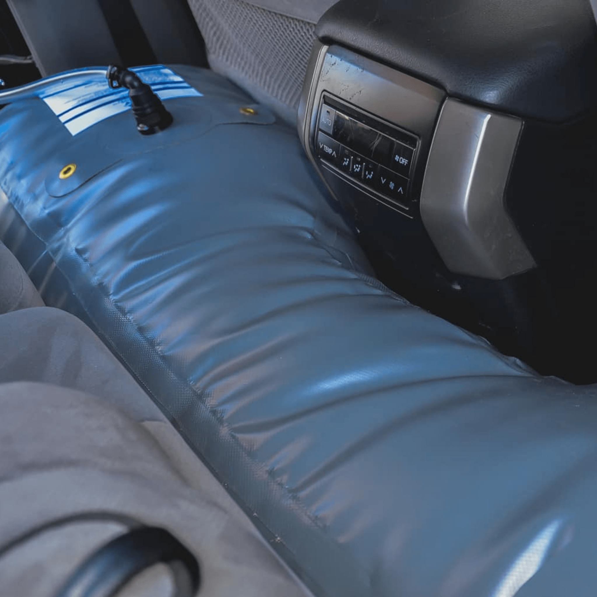 Fleximake 105L Drinking Water Bladder with Centre Console Cut-Out — photo 9